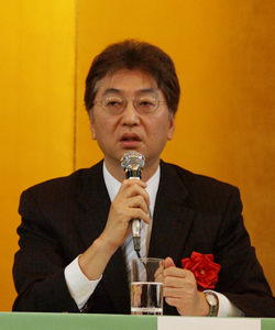 パネラー　石沢氏